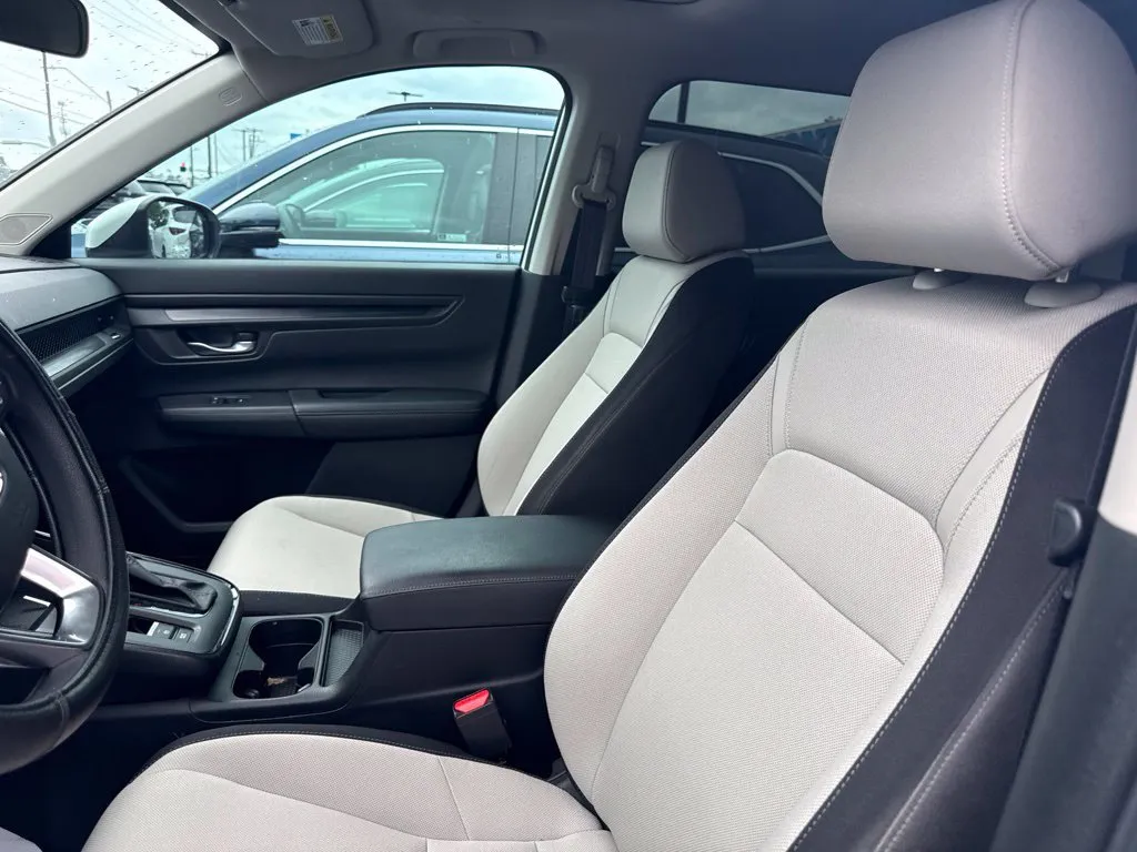 Honda CR-V photo 9