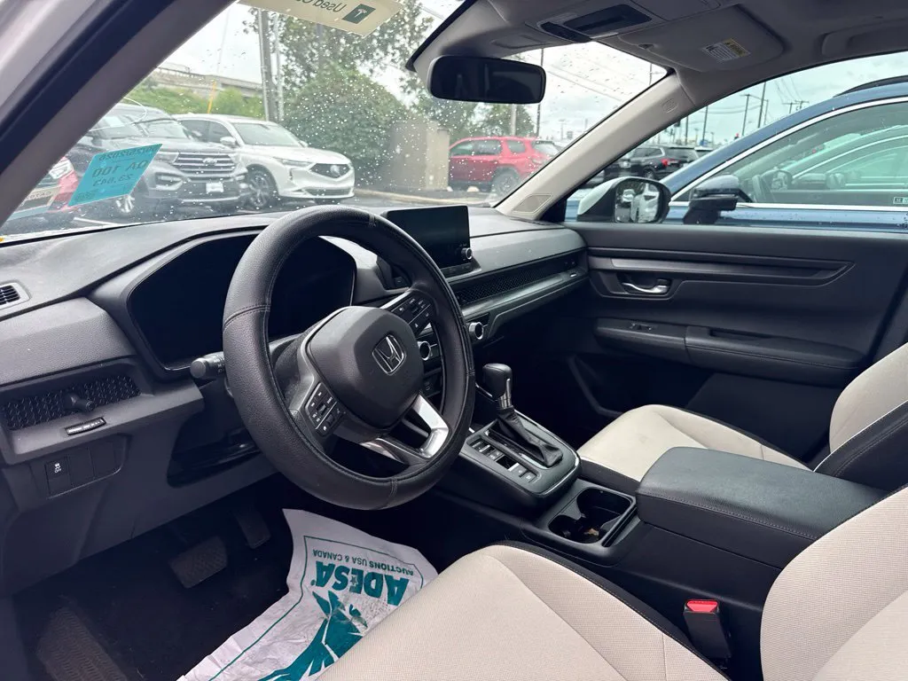 Honda CR-V photo 8