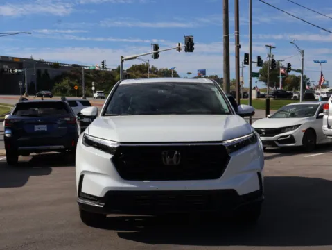 Photos of 2023 Honda CR-V EX for sale in Kansas City, MO at Jay Wolfe Honda