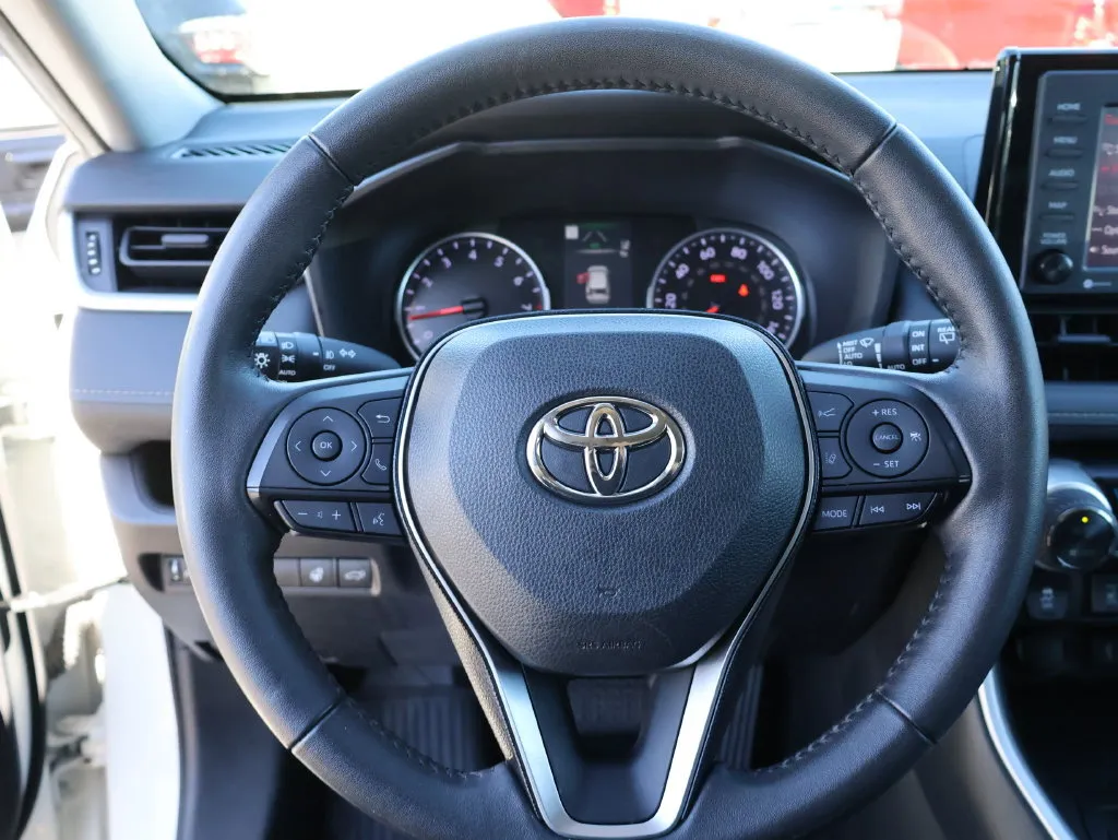 Toyota RAV4 photo 28