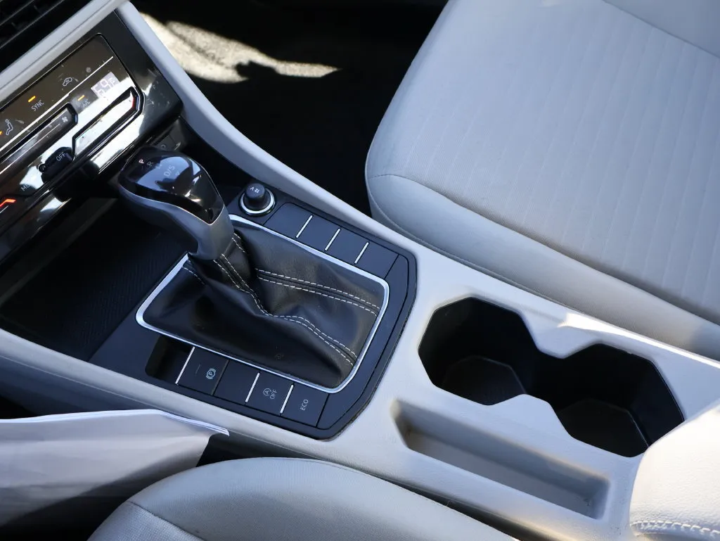 Volkswagen Jetta photo 22