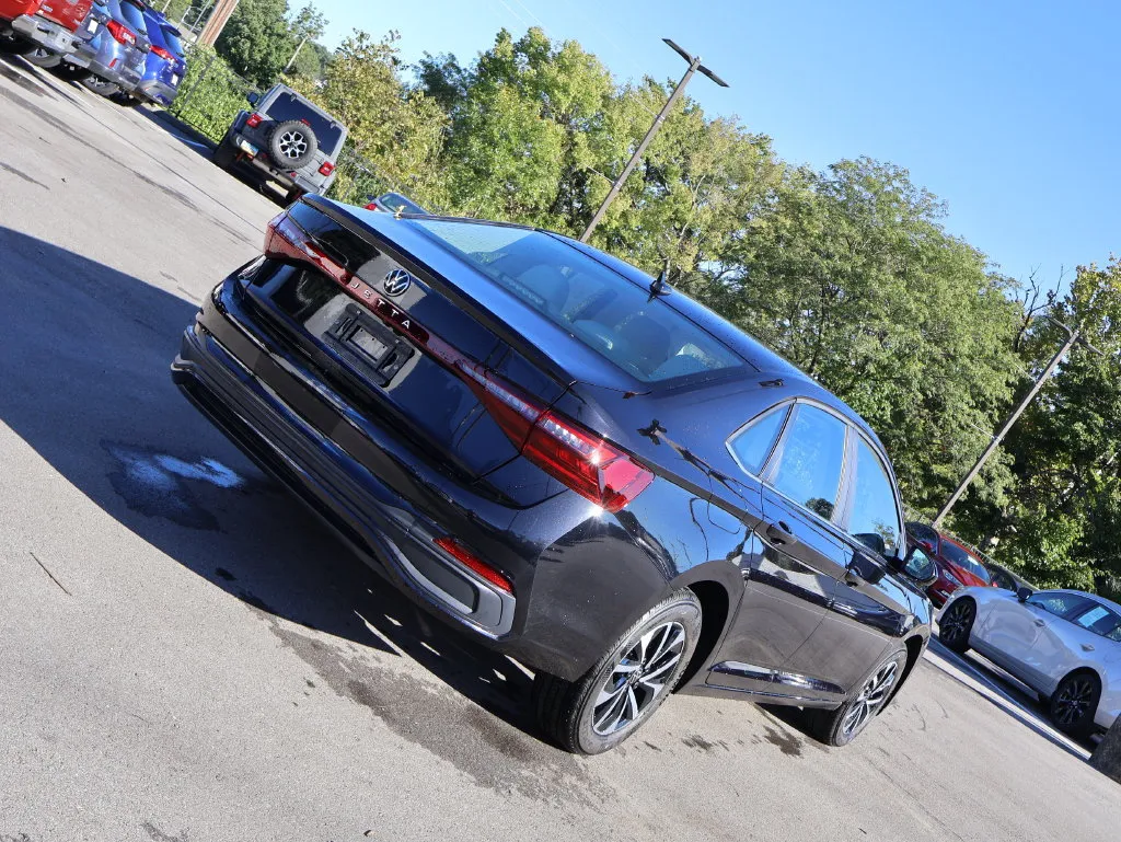 Volkswagen Jetta photo 7