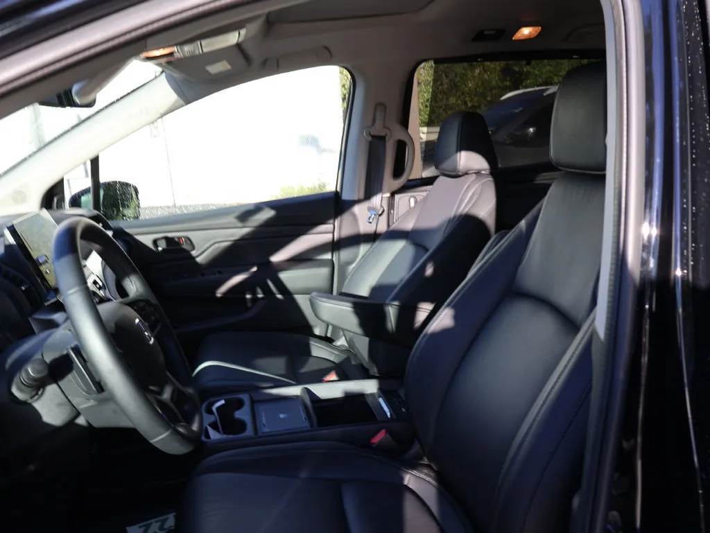 Honda Odyssey photo 11