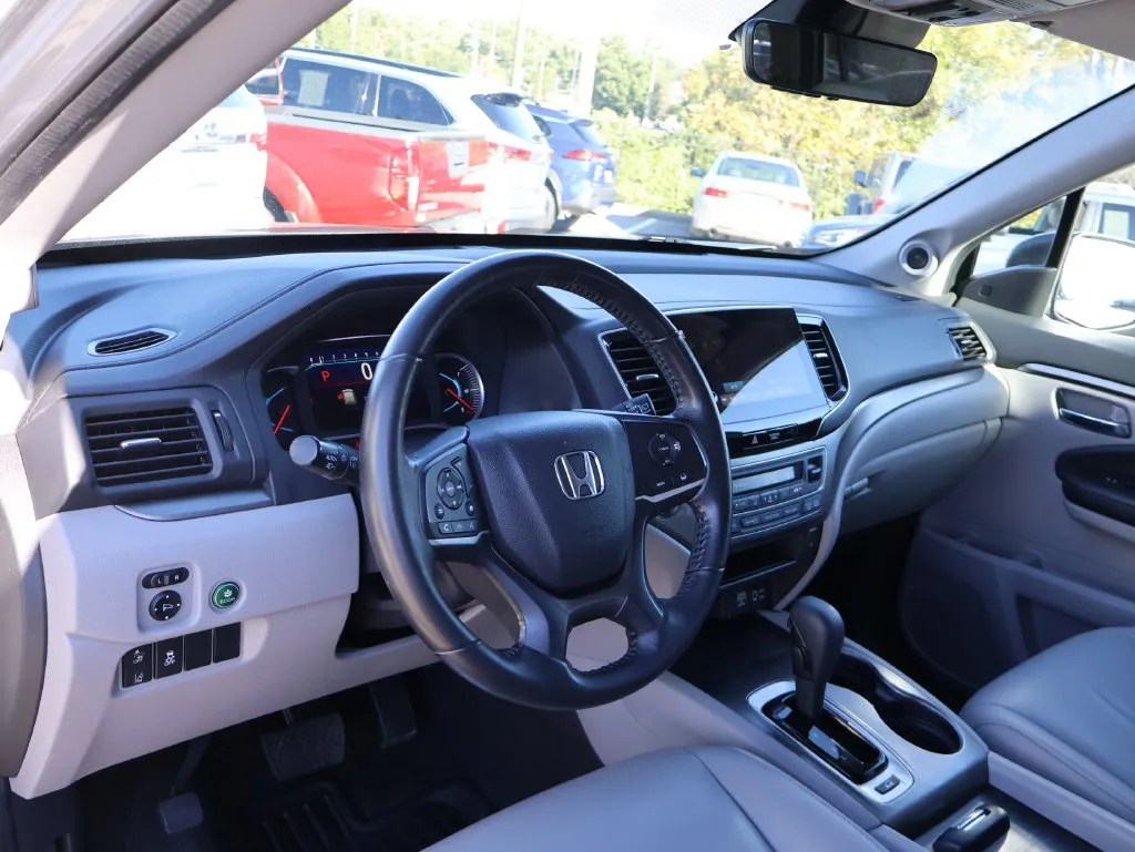 Honda Pilot photo 17