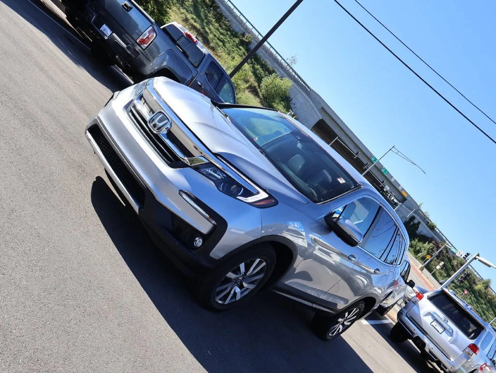 Honda Pilot photo 3