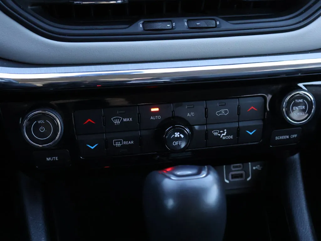 Jeep Compass photo 21