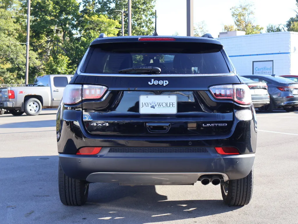 Jeep Compass photo 6