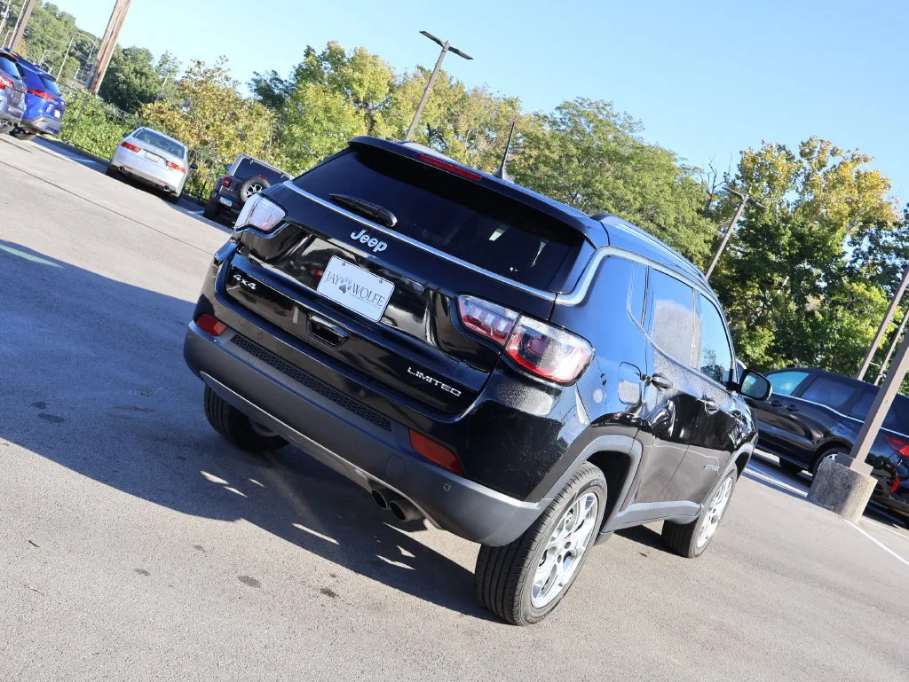 Jeep Compass photo 7