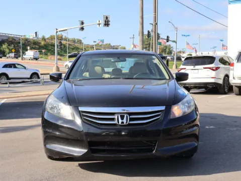 Photos of 2012 Honda Accord Sdn SE for sale in Kansas City, MO at Jay Wolfe Honda