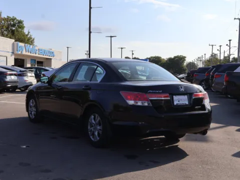 More photos of 2012 Honda Accord Sdn SE at Jay Wolfe Honda, MO