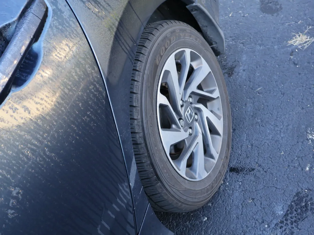 Honda Civic photo 12