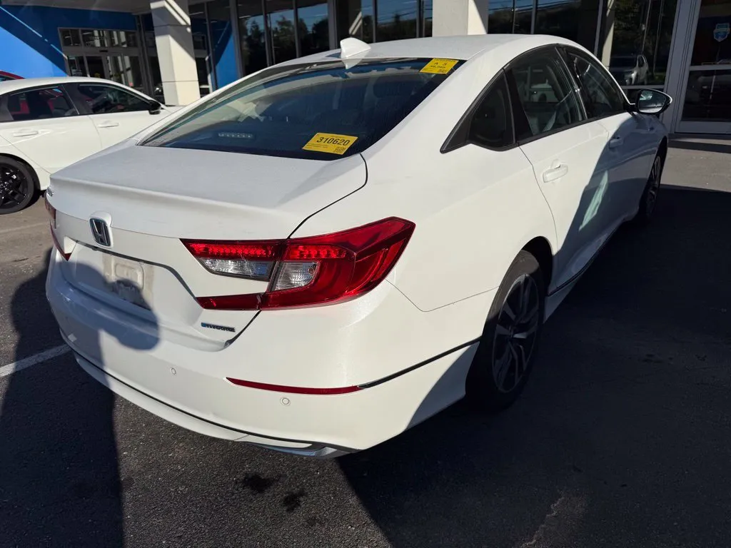 Honda Accord photo 7