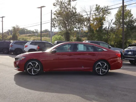 More photos of 2022 Honda Accord Sedan Sport at Jay Wolfe Honda, MO
