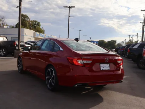 More photos of 2022 Honda Accord Sedan Sport at Jay Wolfe Honda, MO