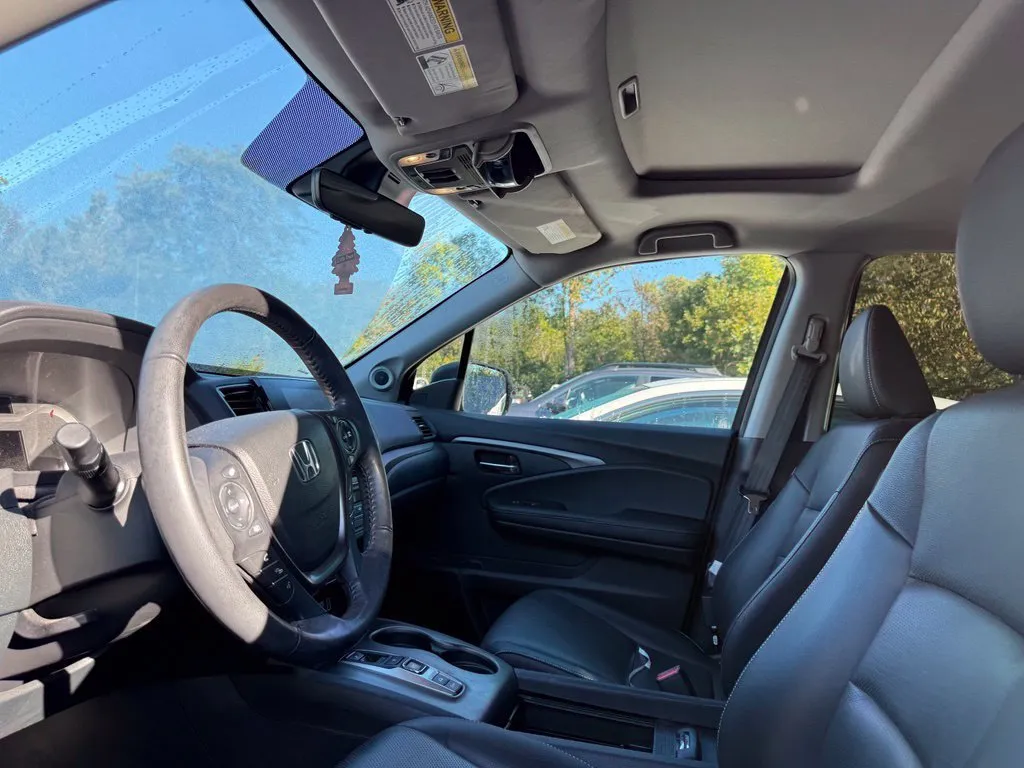 Honda Ridgeline photo 9