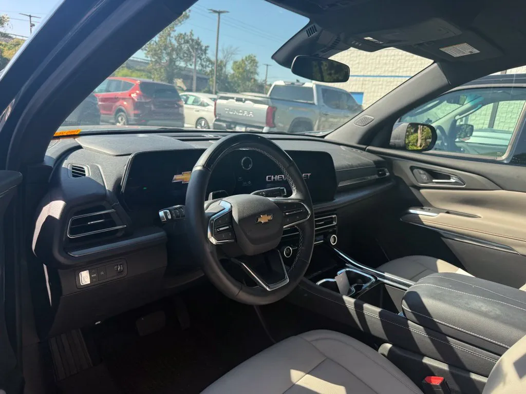 Chevrolet Traverse photo 6