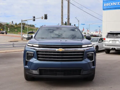 Photos of 2025 Chevrolet Traverse FWD LT for sale in Kansas City, MO at Jay Wolfe Honda