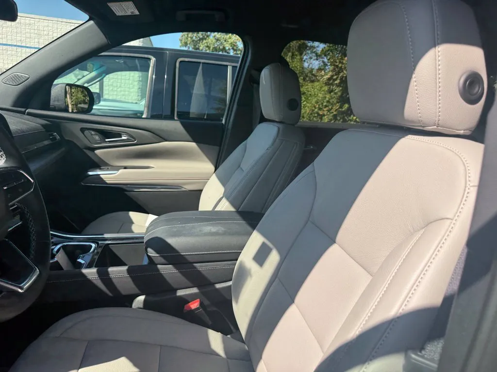 Chevrolet Traverse photo 7