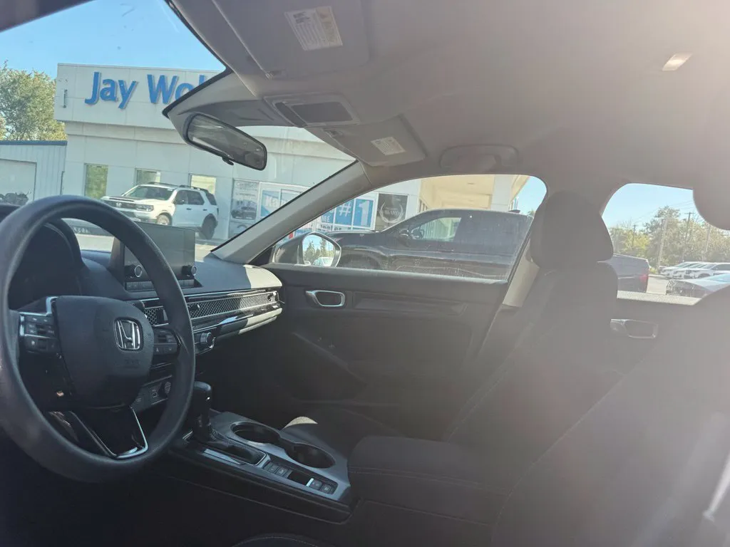 Honda Civic photo 9