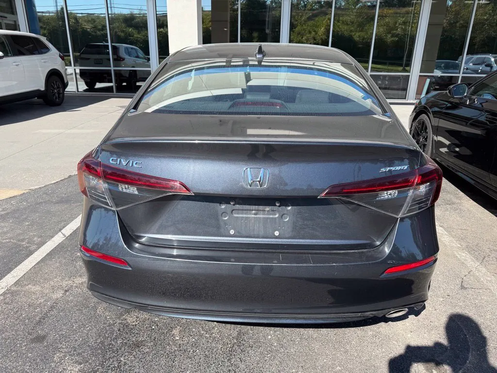 Honda Civic photo 5