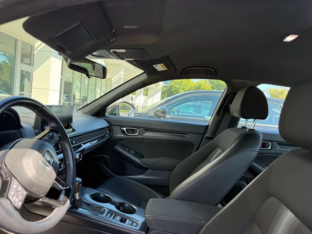 Honda Civic photo 9