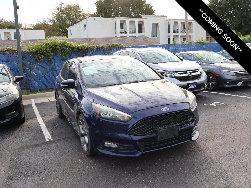 Blue 2017 Ford Focus ST for sale in Kansas City, MO