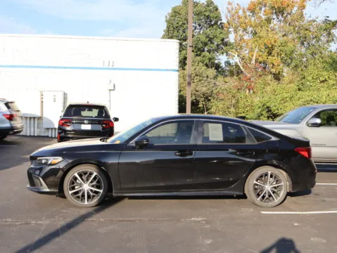 More photos of 2024 Honda Civic Sedan Touring at Jay Wolfe Honda, MO