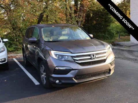Gray 2016 Honda Pilot EX-L for sale in Kansas City, MO