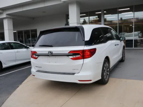 More photos of 2024 Honda Odyssey EX-L at Jay Wolfe Honda, MO