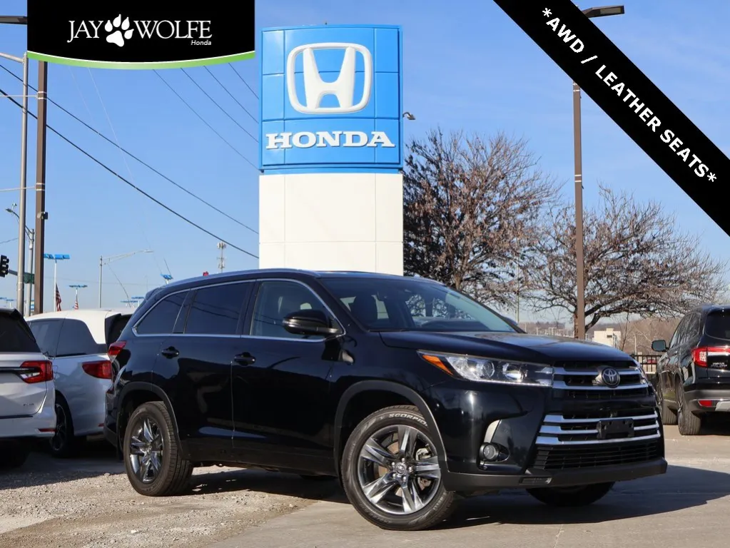 2018 Toyota Highlander Limited Platinum for sale in Kansas City, MO