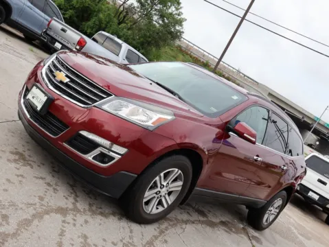 Another view of 2016 Chevrolet Traverse LT for sale in Kansas City, MO at Jay Wolfe Honda