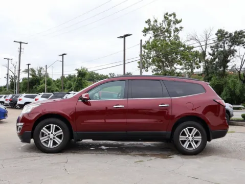 More photos of 2016 Chevrolet Traverse LT at Jay Wolfe Honda, MO