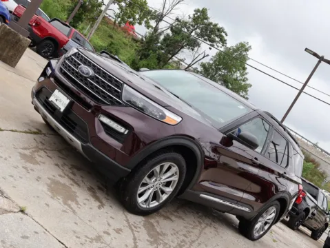 Another view of 2022 Ford Explorer XLT for sale in Kansas City, MO at Jay Wolfe Honda