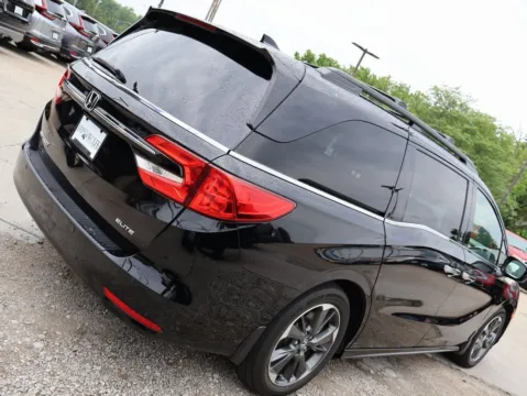 More photos of 2023 Honda Odyssey Elite at Jay Wolfe Honda, MO