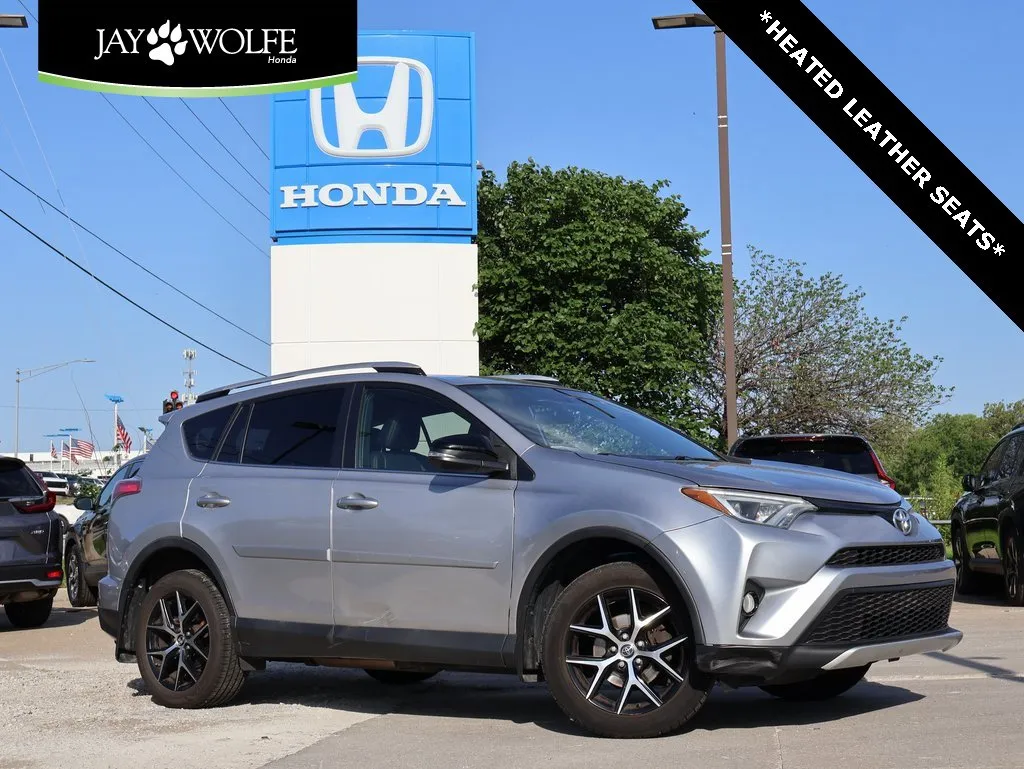 Silver 2016 Toyota RAV4 SE for sale in Kansas City, MO