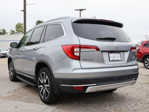 More photos of 2022 Honda Pilot Elite at Jay Wolfe Honda, MO