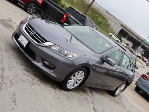 Another view of 2015 Honda Accord Sedan EX-L for sale in Kansas City, MO at Jay Wolfe Honda