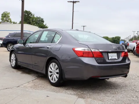 More photos of 2015 Honda Accord Sedan EX-L at Jay Wolfe Honda, MO