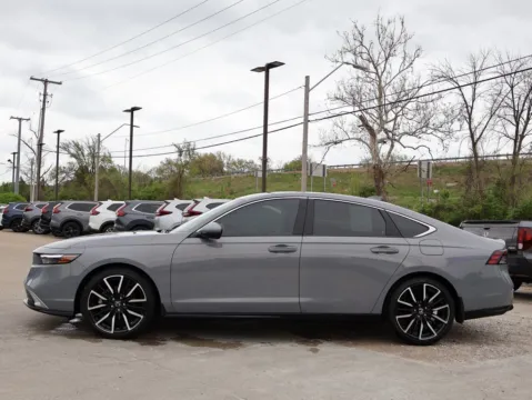 More photos of 2024 Honda Accord Hybrid Touring at Jay Wolfe Honda, MO