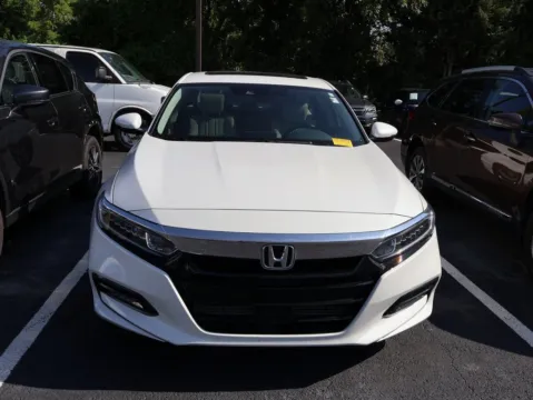 Photos of 2019 Honda Accord Sedan EX-L 2.0T for sale in Kansas City, MO at Jay Wolfe Honda