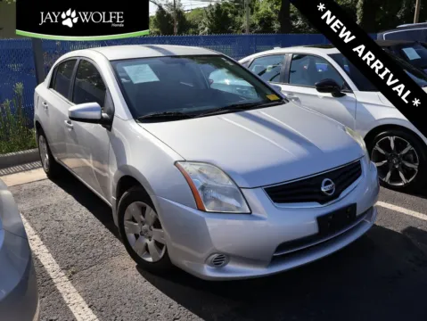 Silver 2012 Nissan Sentra 2.0 for sale in Kansas City, MO