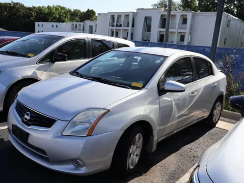 More photos of 2012 Nissan Sentra 2.0 at Jay Wolfe Honda, MO