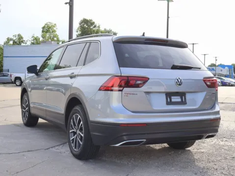 More photos of 2019 Volkswagen Tiguan SEL at Jay Wolfe Honda, MO