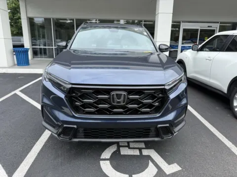 Photos of 2025 Honda CR-V Hybrid Sport-L for sale in Kansas City, MO at Jay Wolfe Honda