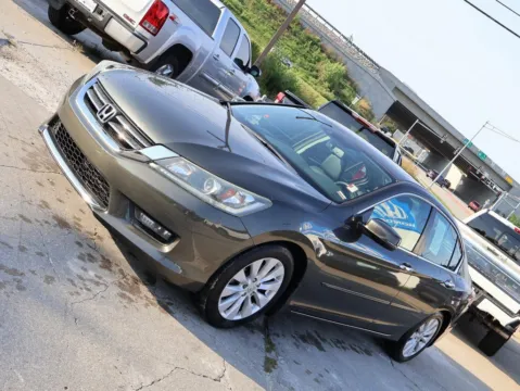 Another view of 2015 Honda Accord Sedan EX-L for sale in Kansas City, MO at Jay Wolfe Honda