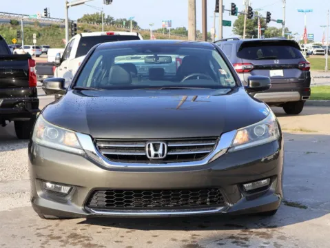 Photos of 2015 Honda Accord Sedan EX-L for sale in Kansas City, MO at Jay Wolfe Honda