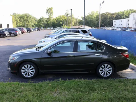More photos of 2015 Honda Accord Sedan EX-L at Jay Wolfe Honda, MO