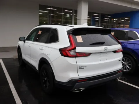 More photos of 2024 Honda CR-V Hybrid Sport-L at Jay Wolfe Honda, MO