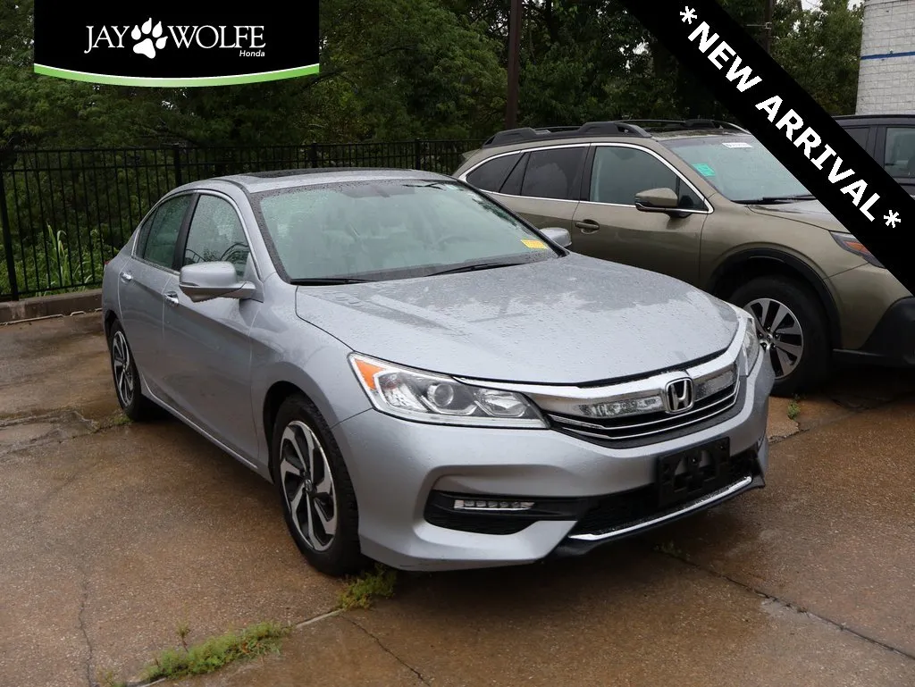 Silver 2016 Honda Accord Sedan EX-L for sale in Kansas City, MO