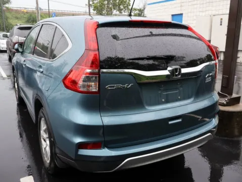 More photos of 2016 Honda CR-V EX at Jay Wolfe Honda, MO